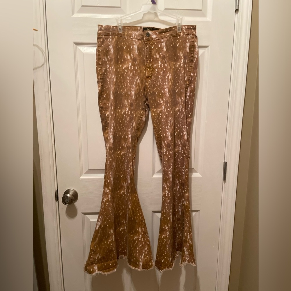 L& B Lucky & Blessed Boutique Brown Cow Spotted Flared Women's Pants 16